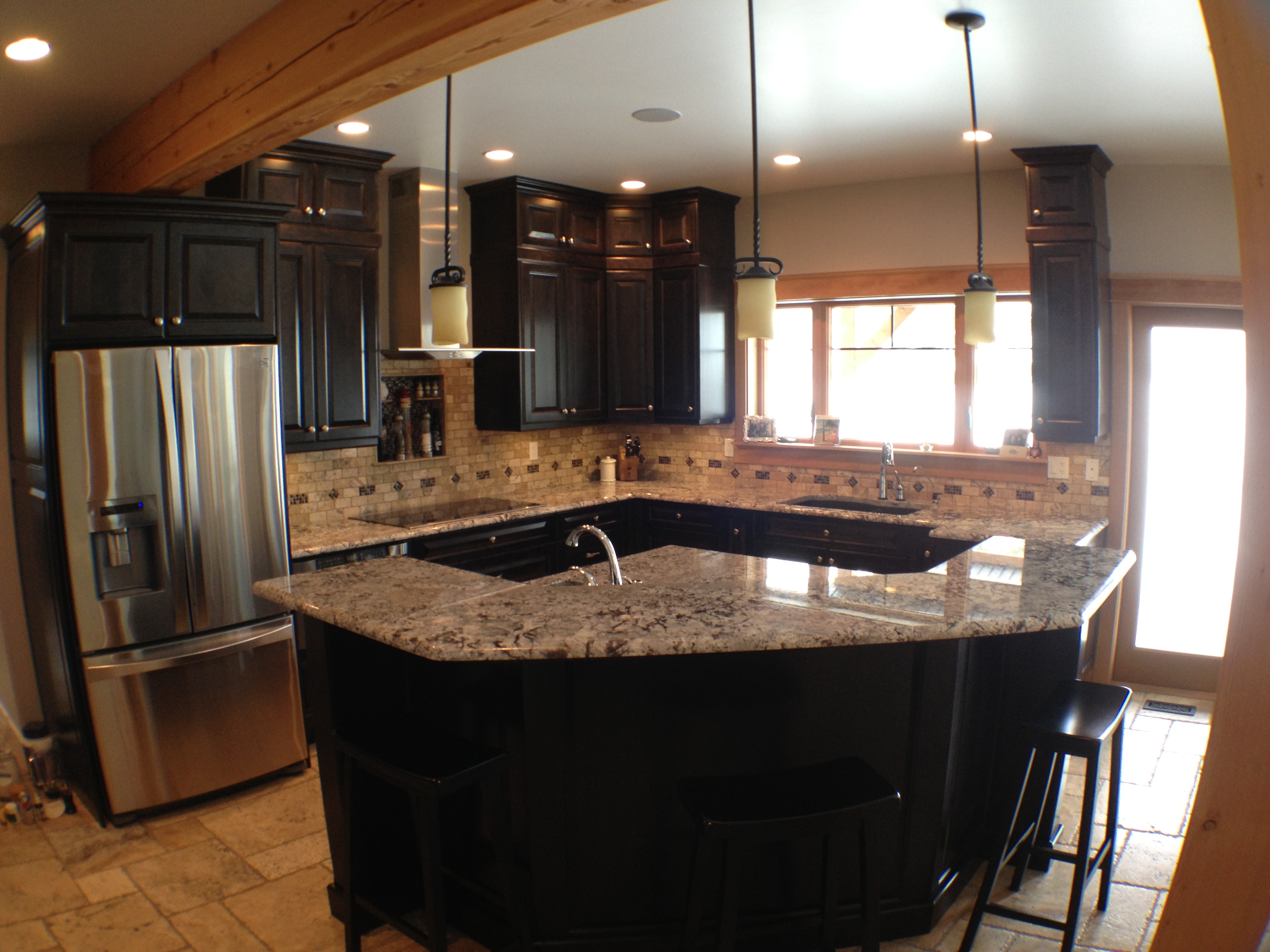Beautiful Kitchen Layout with Solid Granite Countertop